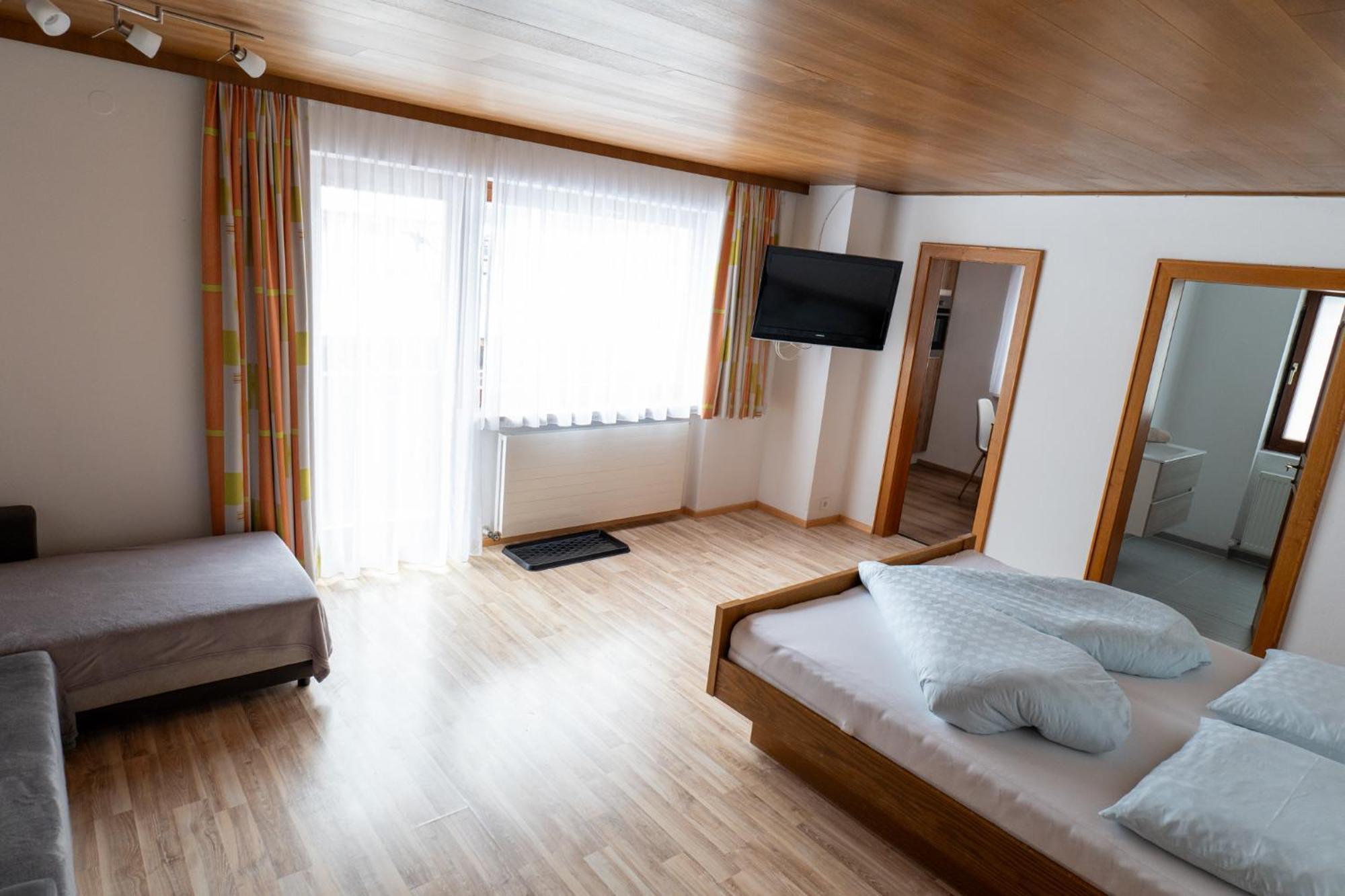 Haus Kappeller * Bach (Tyrol)